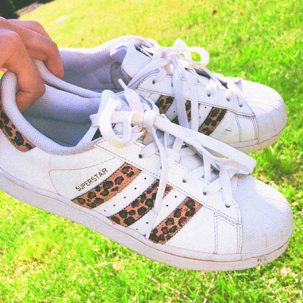 ★ Leopard Print Adidas Superstars (HAND PAINTED) ★